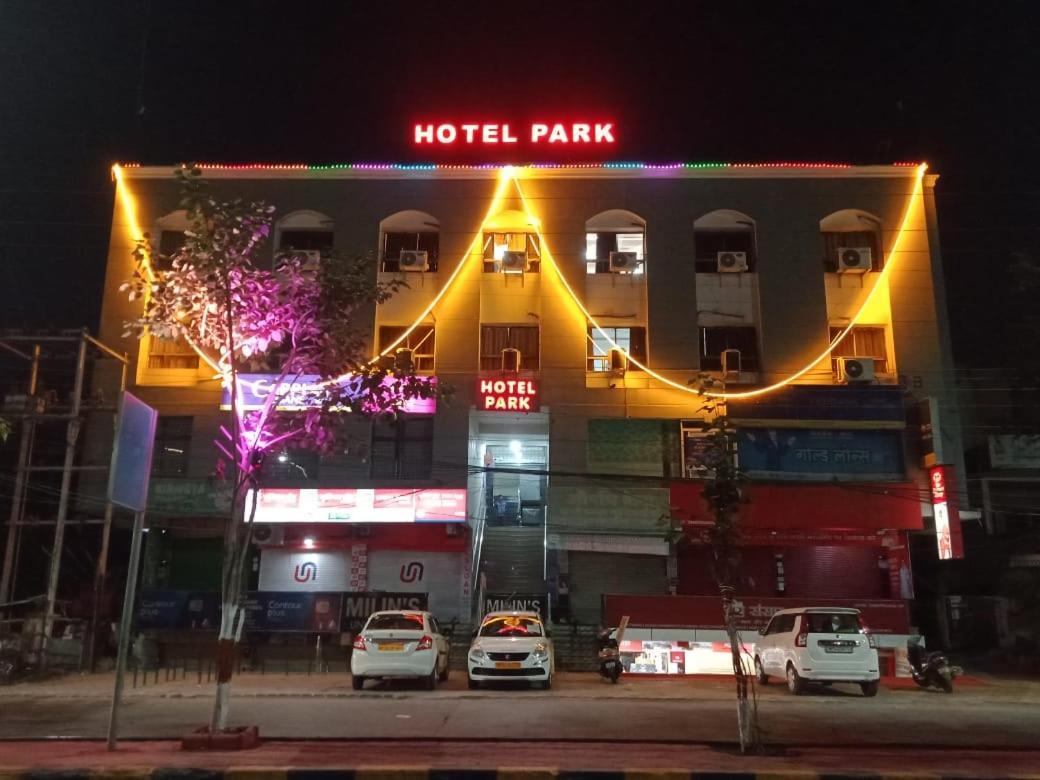 Hotel Park Indore Exterior photo